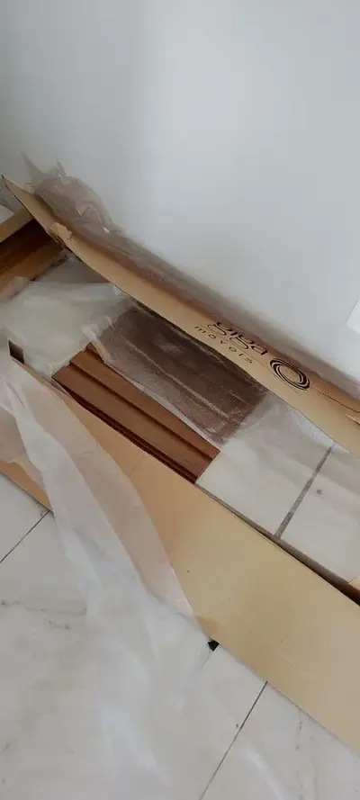 foto de Rack Para Tv 55 Polegadas Bancada Off-white/nature Ripado