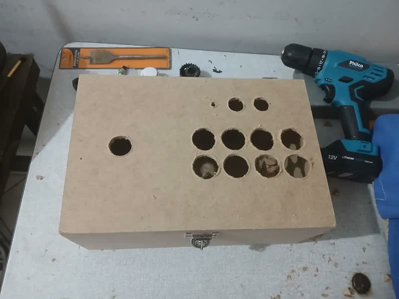 foto de Caixa Mdf Com Dobradiça Grande 30x20x10 Rápido Cru