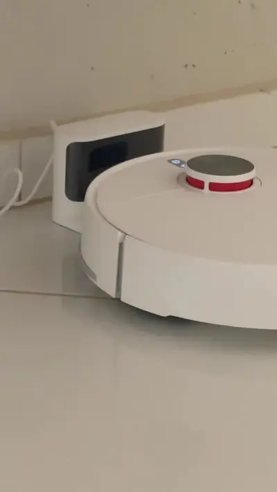 foto de Aspirador Robô S40 70w Hepa controle por app Xiaomi cor branco