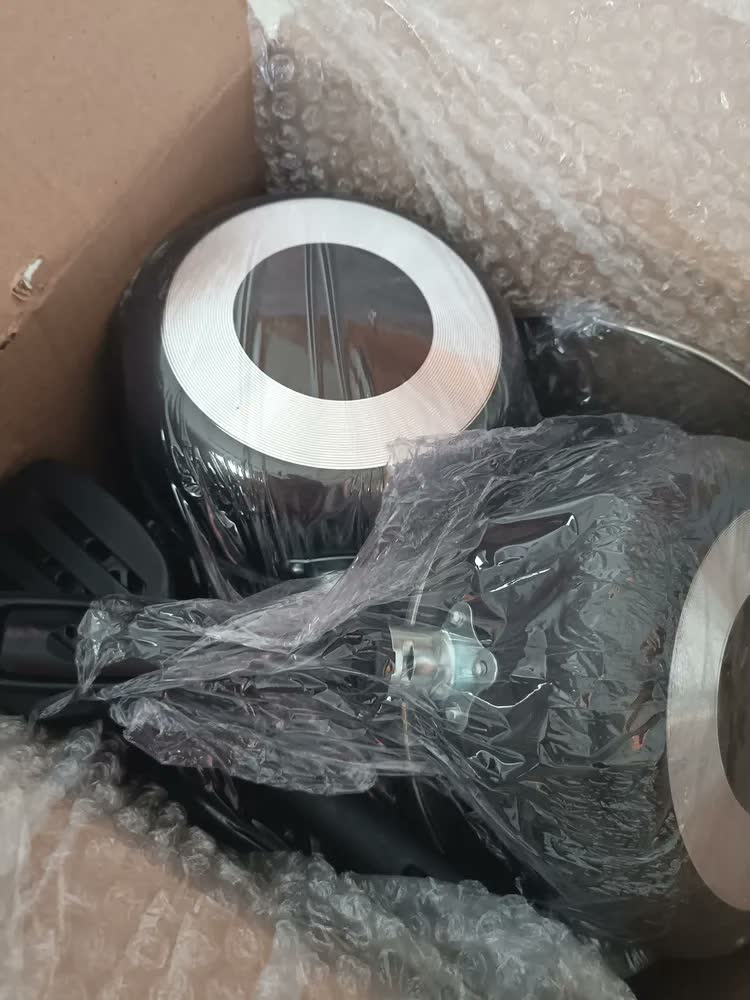 foto de Jogo De Panelas Antiaderente 10 Peças Teflon Cores Cor Preto E Rose