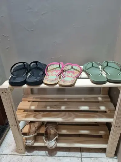foto de Sapateira De Pinus 3 Andares - Organize Seus Sapatos Bege