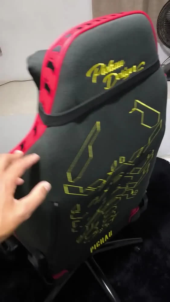 foto de Cadeira Gamer Pichau Omega S Skorpion, Preto E Vermelho