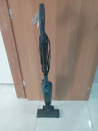 foto de Aspirador Vertical WAP POWER SPEED MAX AZ20 1600W de Potência Sistema 360° Com Tecnologia Cyclone 3 Em 1 127V