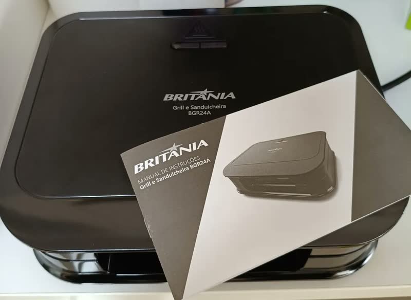 foto de Grill E Sanduicheira Bgr24a Preto Com Topo Em Preto Fosco