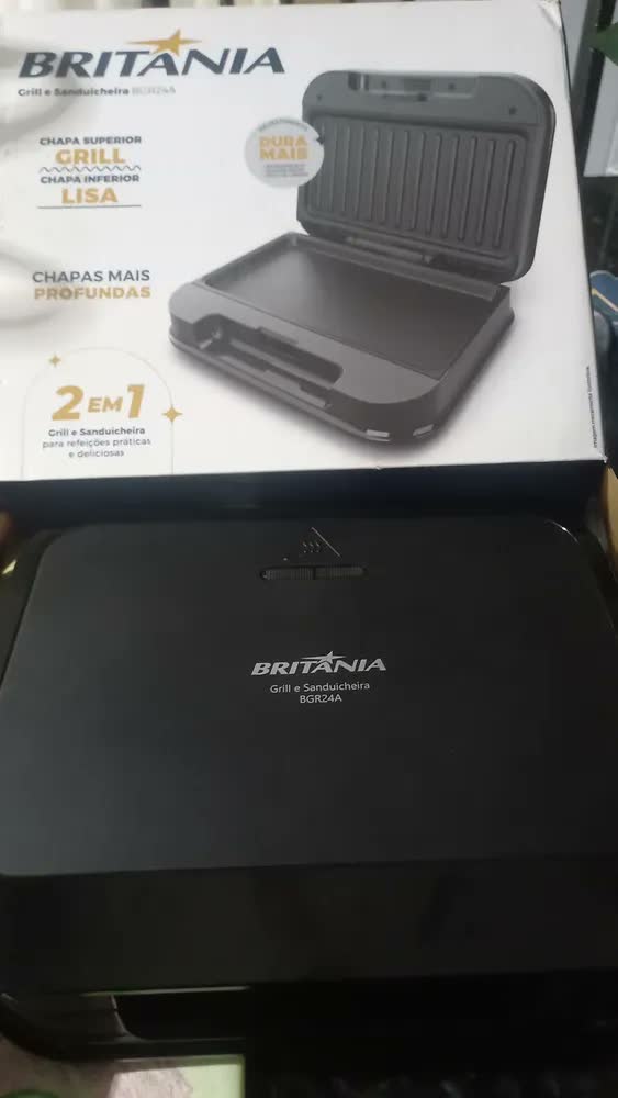 foto de Grill E Sanduicheira Bgr24a Preto Com Topo Em Preto Fosco