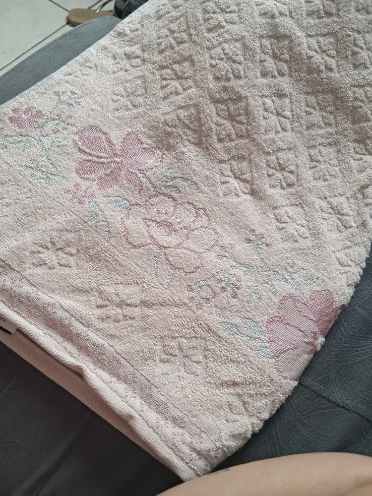 foto de Toalha De Banho Karsten Yuna 100% Algodão Softmax Macia Cor Verde