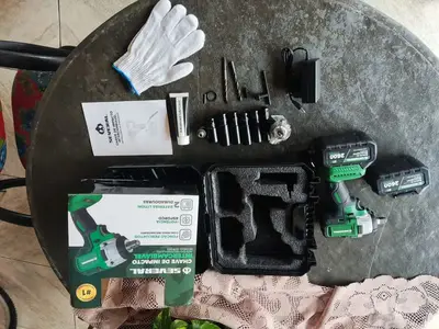 foto de Chave De Impacto Parafusadeira Furadeira Several Importados Verde