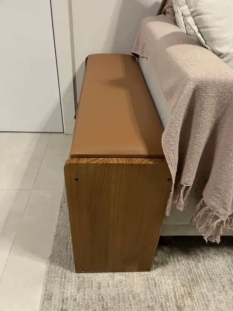 foto de Sapateira De Madeira AngeliCasa Com Porta Basculante 90 Cm Amadeirado