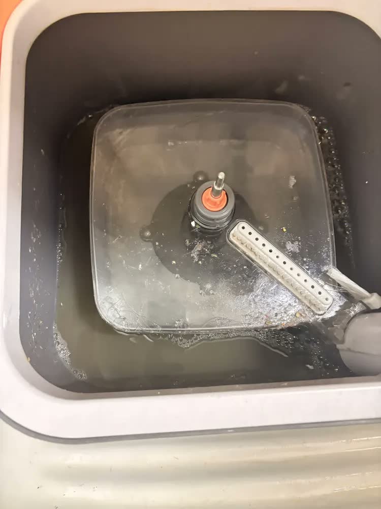 foto de Mop Giratório Esfregão Balde Água Limpa Refil Microfibra
