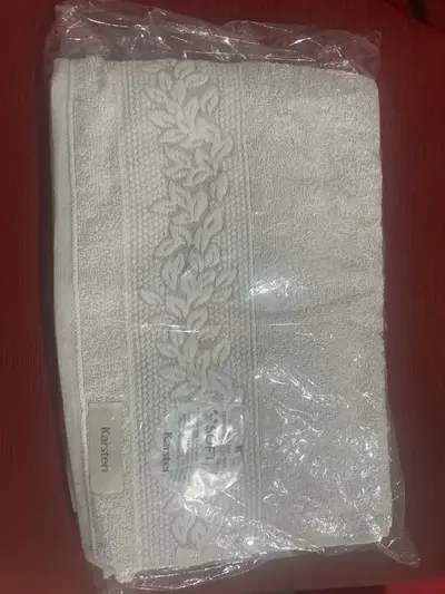 foto de Toalha De Banho Karsten Provence 100% Algodão Barra Jacquard Cor Cinza 80209/8