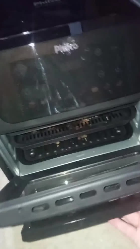 foto de Fritadeira Air Fryer Philco 16 Litros Paf16c Preto