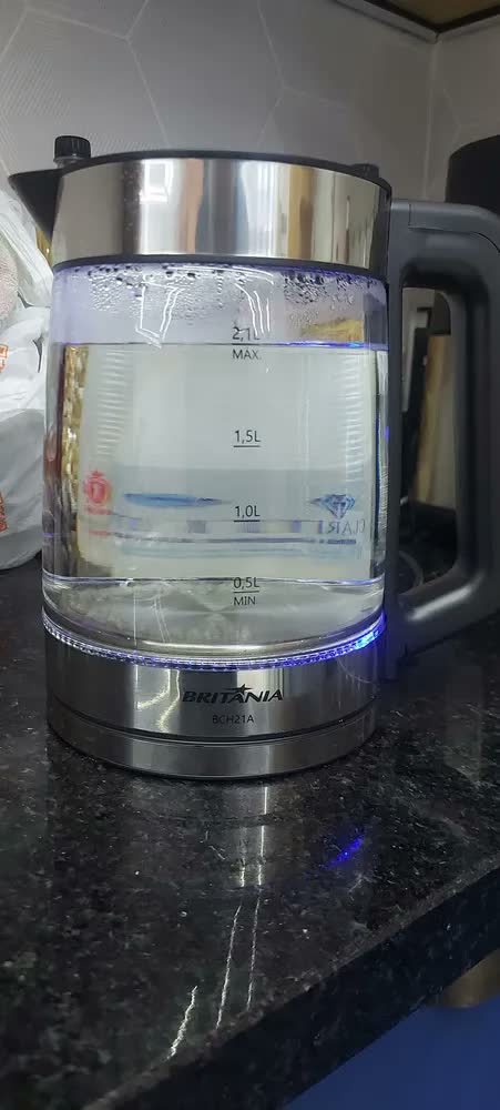 foto de Chaleira Elétrica Britânia 2,1l De Vidro Com Luz Led Bch21a Inox