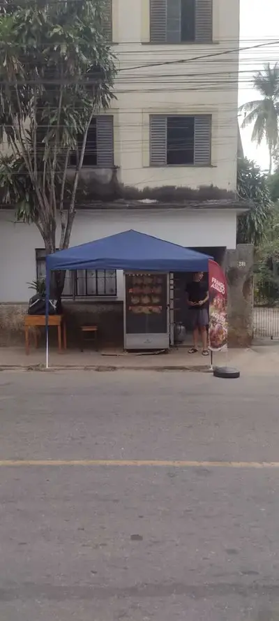 foto de Tenda Gazebo 3x3 Sanfonada Articulada Dobrável Impermeável Reforçada Montagem Rápida Praia Camping Feira Eventos Proteção Sol Chuva Bolsa Transporte