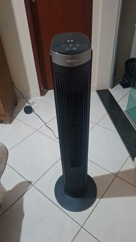foto de Ventilador de Torre Shawty Silencioso Com Controle Remoto e Oscilação de 90°