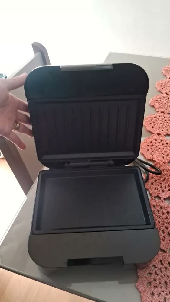 foto de Sanduicheira E Grill Philco 2 Em 1 Inox 800w Pgr26a Preto