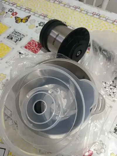 foto de Multiprocessador Triturador Moedor 2 Litros Inox 110v Elétrico De Alimentos Processador Picador De Cozinha Cozinheira Cortador De Aço Inoxidável Evolufix