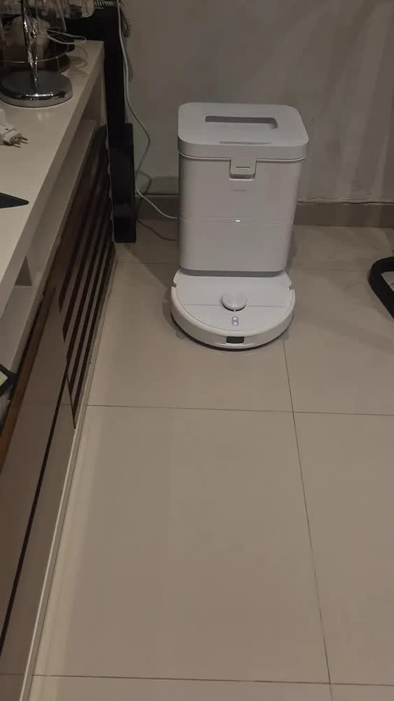 foto de Robô Aspirador Xiaomi Robot Vacuum H50 Base Auto Esvaziamento 10000Pa 110V