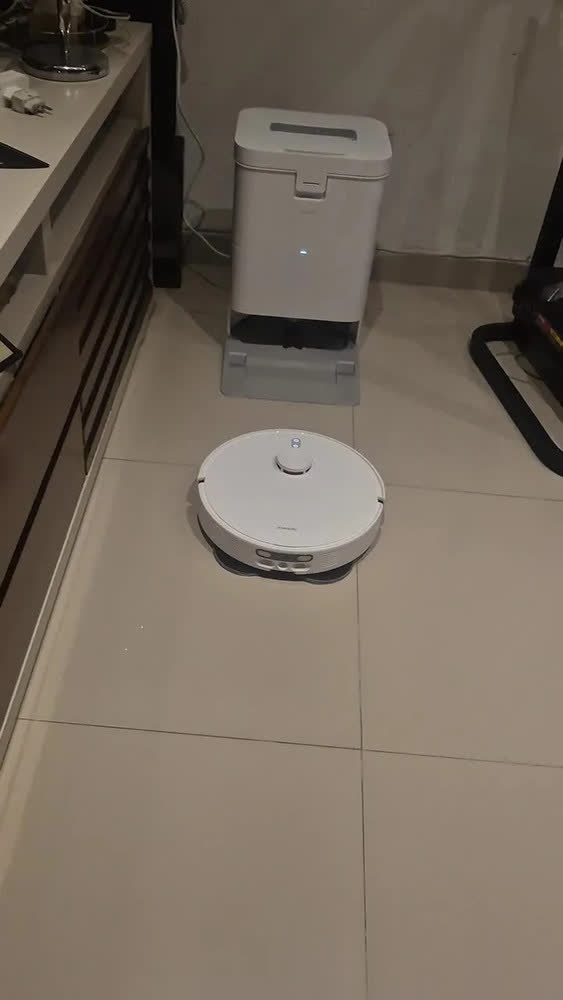 foto de Robô Aspirador Xiaomi Robot Vacuum H50 Base Auto Esvaziamento 10000Pa 110V