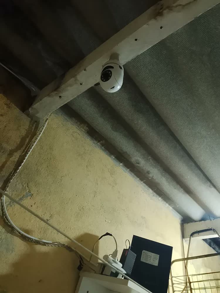 foto de Câmera Lâmpada De Segurança Wifi Ip App Yoosee Visão Noturna Câmera Lâmpada De Segurança Wifi