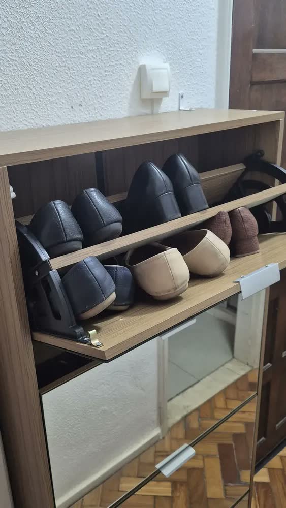 foto de Sapateira Organizadora Quarto Sala Com Espelho Pequim Cor Cinza-escuro
