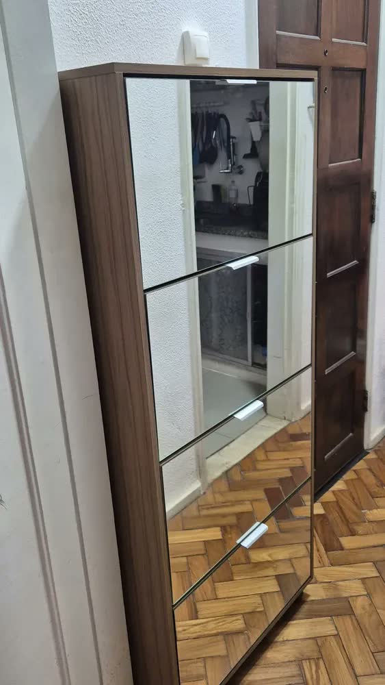 foto de Sapateira Organizadora Quarto Sala Com Espelho Pequim Cor Cinza-escuro