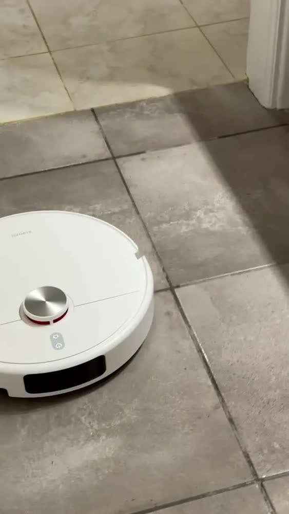 foto de Robô Aspirador Xiaomi Robot Vacuum B101cn H50 Pro Branco