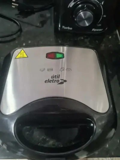 foto de Sanduicheira Elétrica Luxe Grill 2 Em 1 Antiaderente Multiuso Compacta 750w Inox 110v Ex Decor