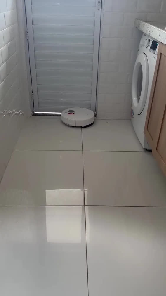 foto de Robô Aspirador Xiaomi S40 10000pa Ultra Potente Bivolt Branc Branco