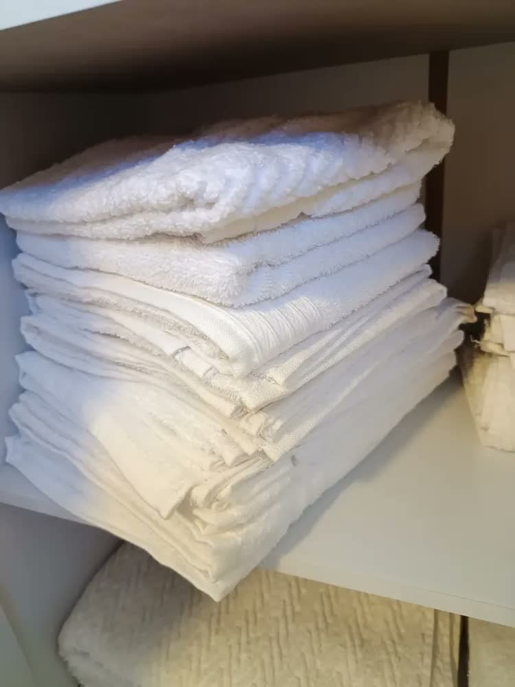 foto de Kit 5 Toalhas De Rosto Onix 400 Gr Hotelaria Premium Karsten Branco Lisa