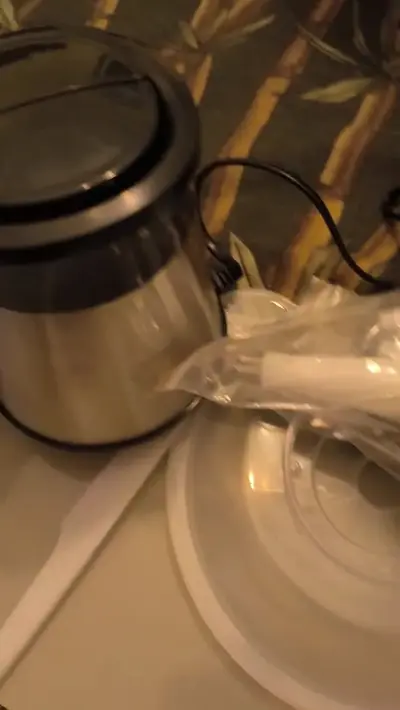 foto de Multiprocessador Elétrico de Alimentos com Tigela Inox 2L, 400W