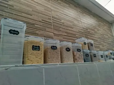 foto de Kit 15 Potes Herméticos - Bpa Free Organizador Com Tampa Para Alimentos, Empilhável, Porta Mantimentos