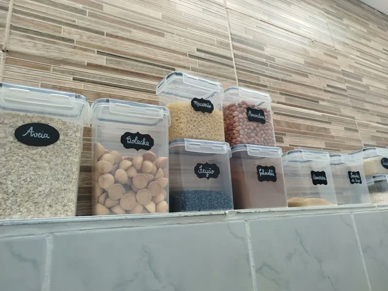 foto de Kit 15 Potes Herméticos - Bpa Free Organizador Com Tampa Para Alimentos, Empilhável, Porta Mantimentos