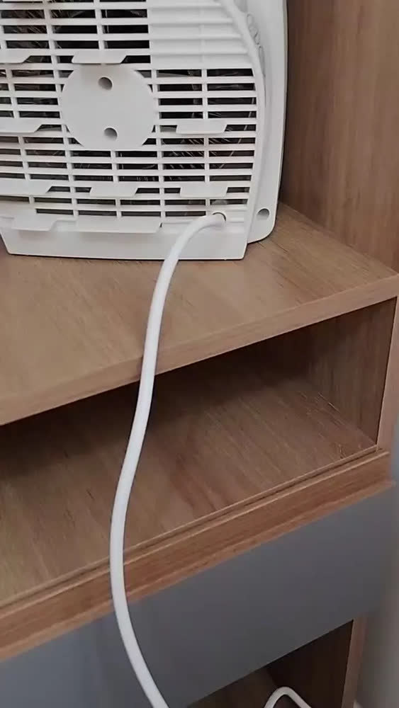foto de Aquecedor Elétrico 2 Em 1 Kian Preto 1800w Aq100 2 Níveis De Aquecimento + Ventilação