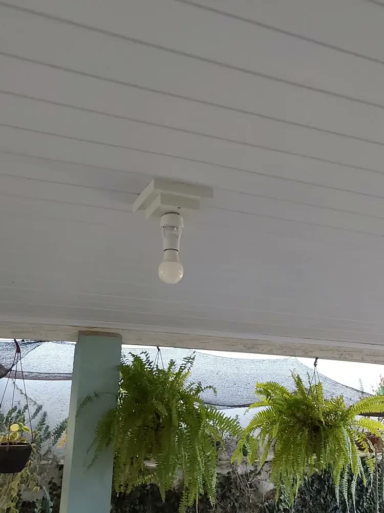 foto de Kit 2 Sensor De Presença Lâmpada Soquete E27 Iluminação Fotocélula Movimento Infravermelho Apaga Sozinho Detecta Movimentos Externo E Interno Bocal Automático Branco