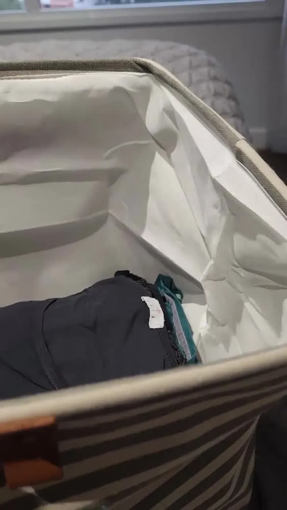 foto de Cesto Organizador Roupa Suja Dobrável Multiuso 30l Listrado Cor Bege